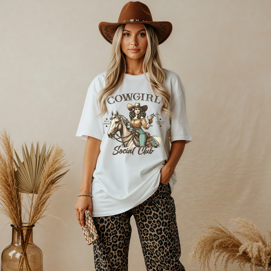Cowgirl Social Club - Tshirt